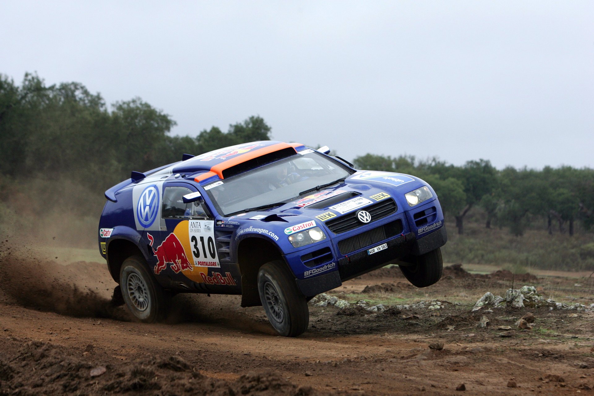 volkswagen tuareg azul dakar rally carrera deporte