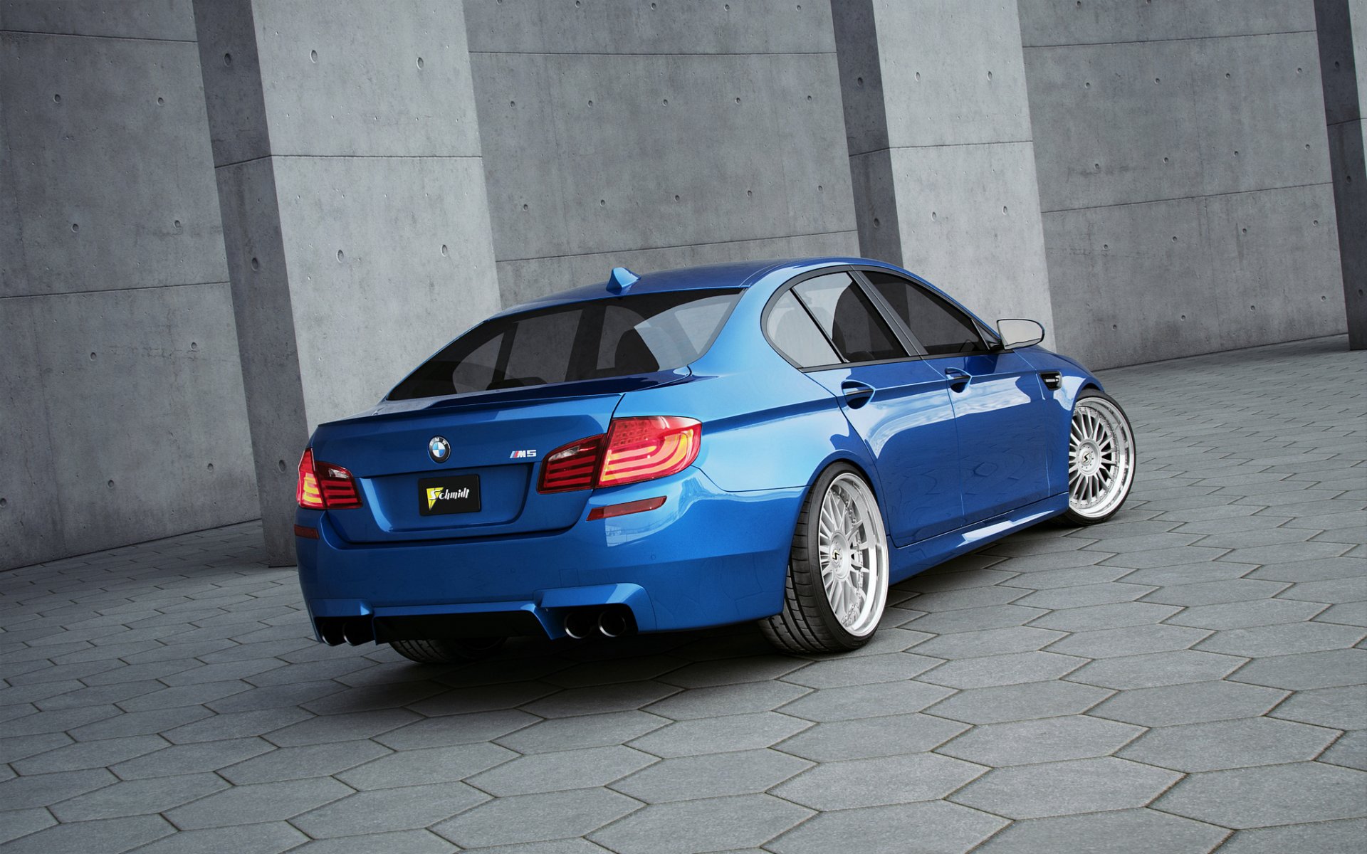 bmw m5 f10 blu bmw vista posteriore pavimentazione grigia targa nera