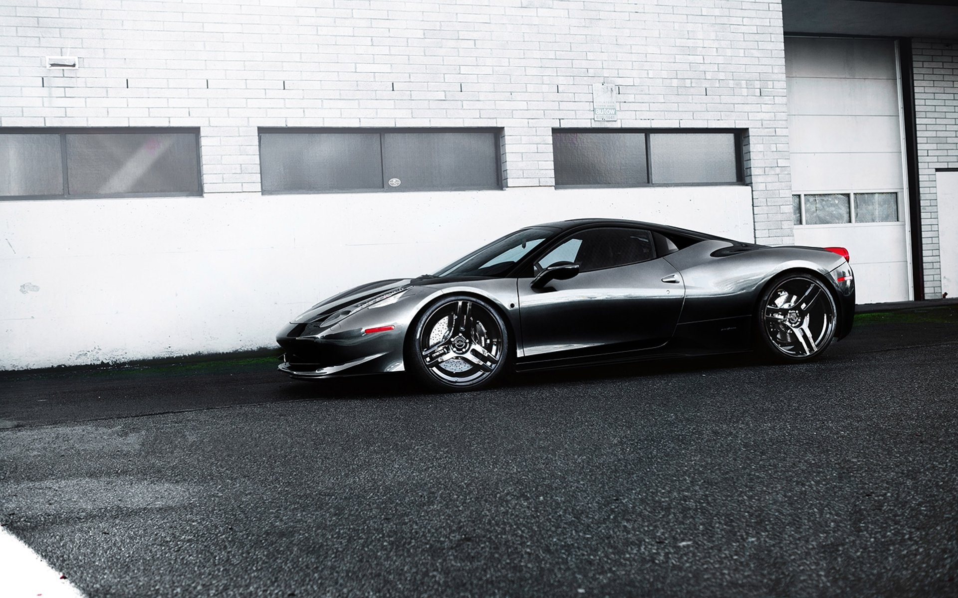 ferrari 458 italia gris negro ruedas ferrari italia perfil llantas edificio ventanas