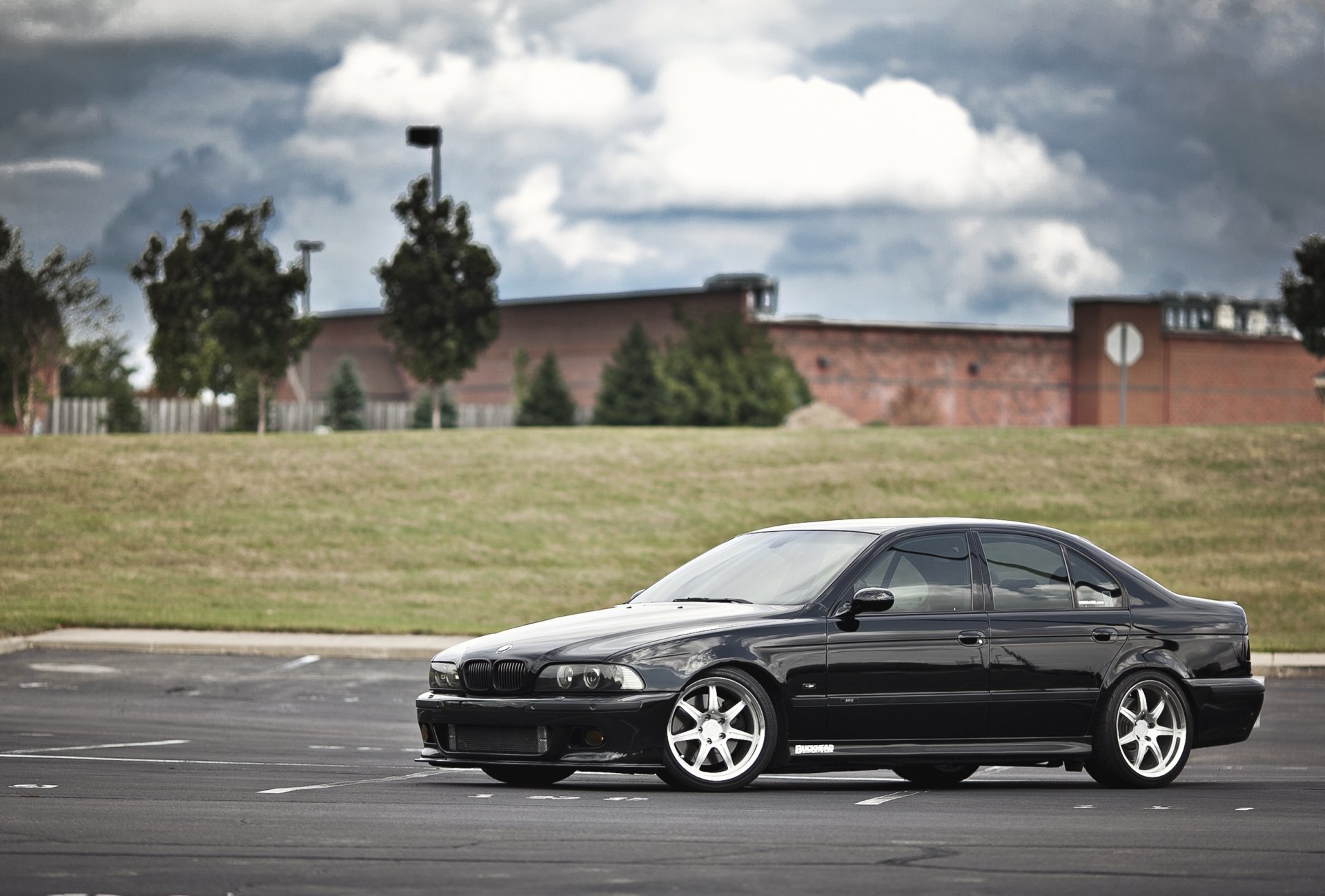 bmw m5 e39 noir parking bmw vue latérale jantes