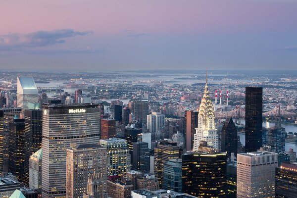 Los rascacielos de nueva York se elevan