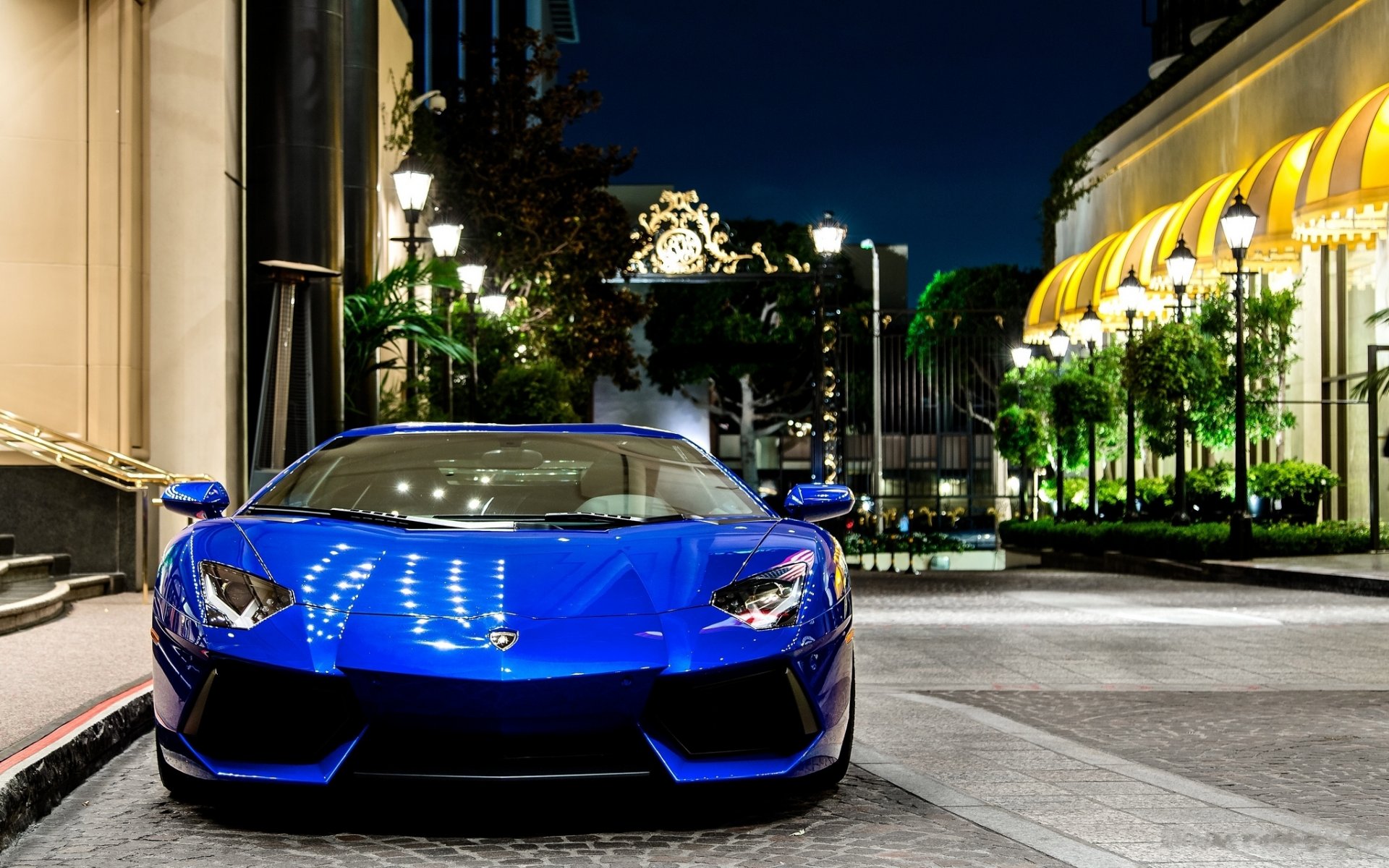 lamborghini aventador lp700-4 azul lamborghini aventador frente reflexión noche calle linternas