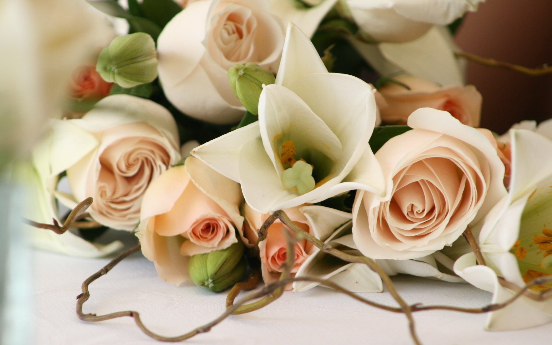 fleurs roses mariage joliment romance