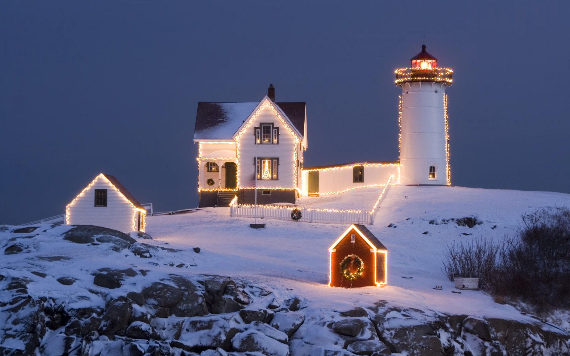 faro natale sera cielo capodanno