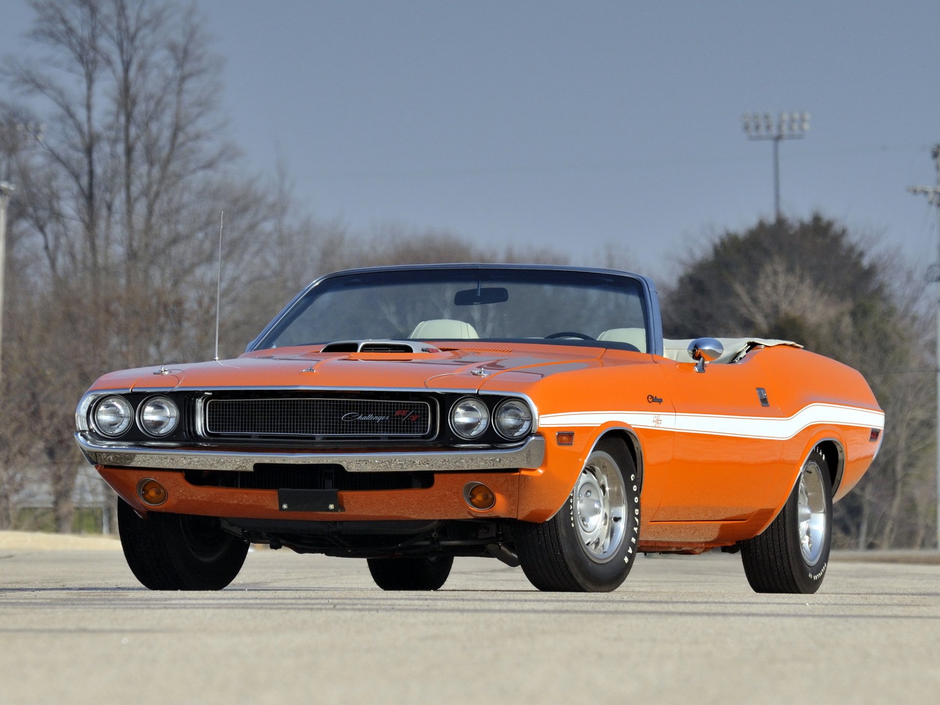 schivare challenger muscle car dodge convertibile muscle car retrò classico