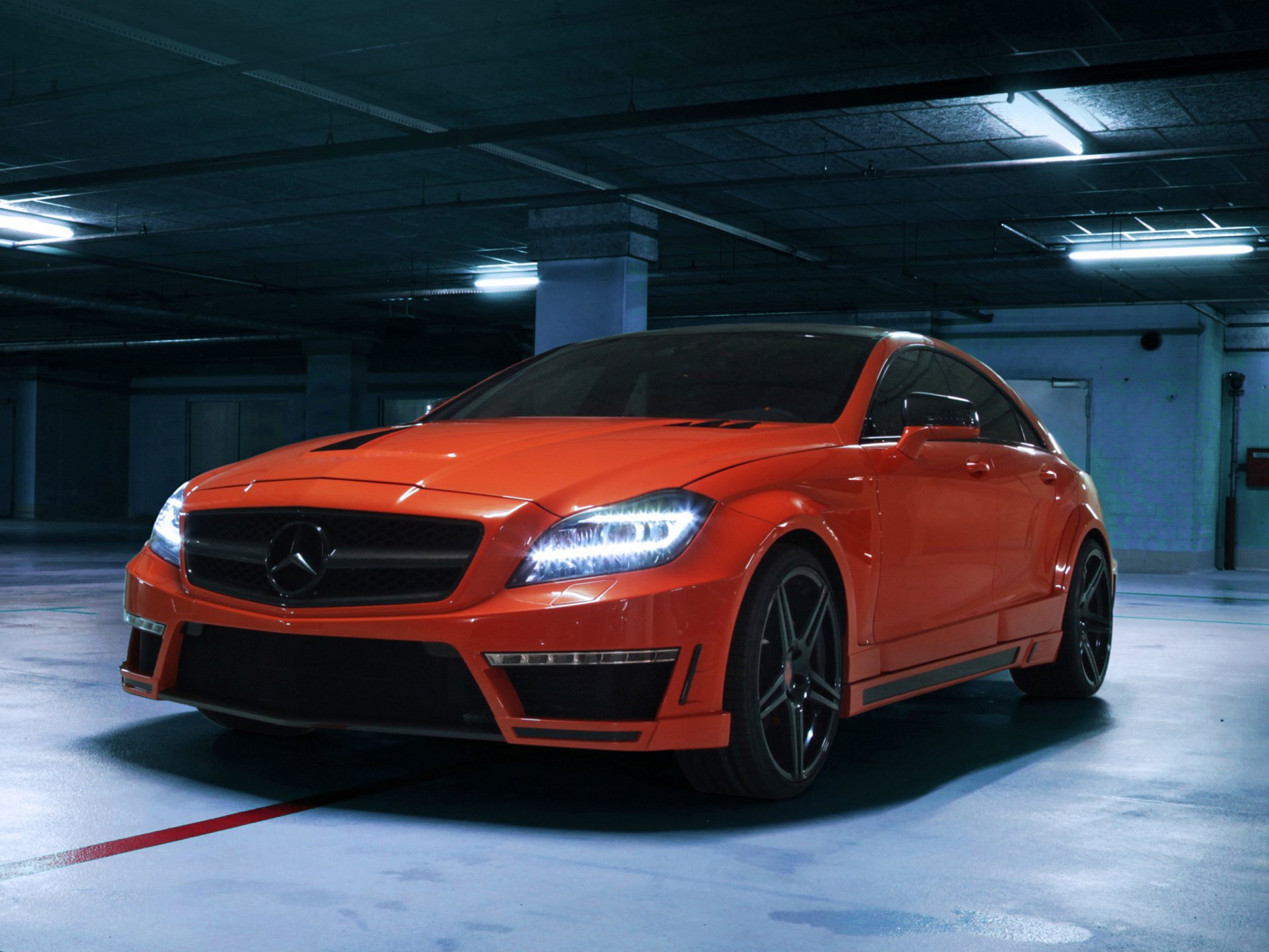 allemand spécial des douanes gsc mercedes-benz cls 63 amg voiture phares avant tuning mers bel homme