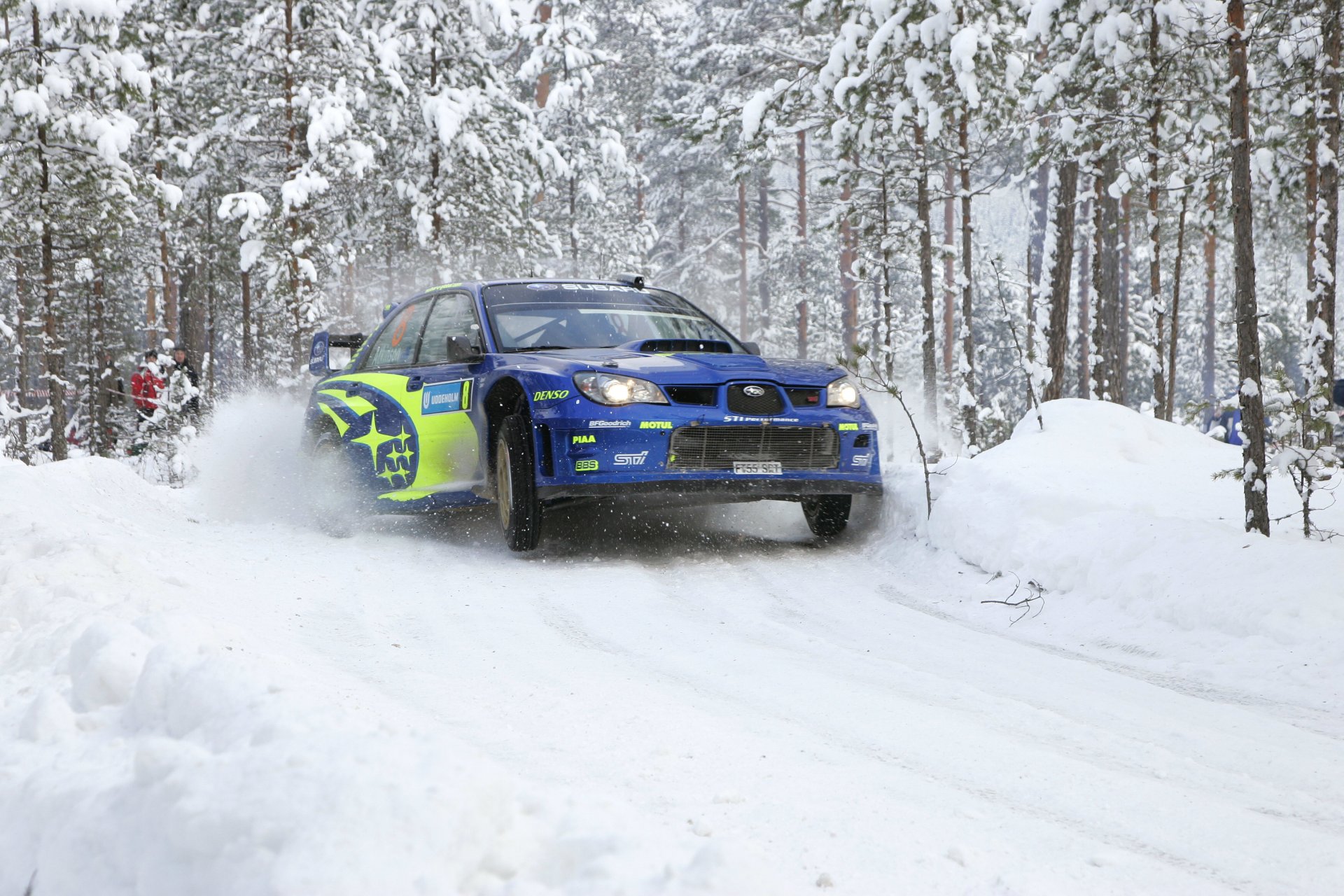 ubaru impreza wrc rally nieve invierno azul blanco luces carrera bosque auto coche frente día deporte