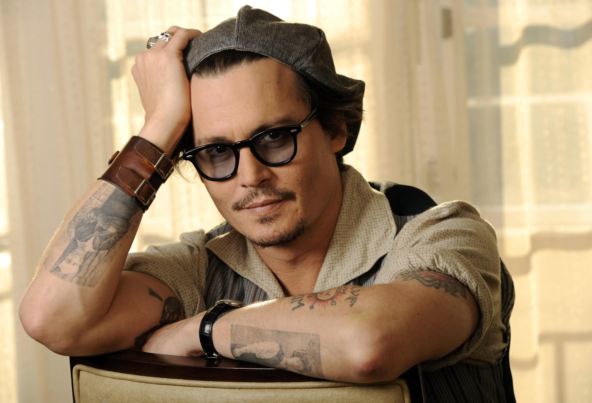 lunettes glasses acteur johnny depp acteur johnny depp