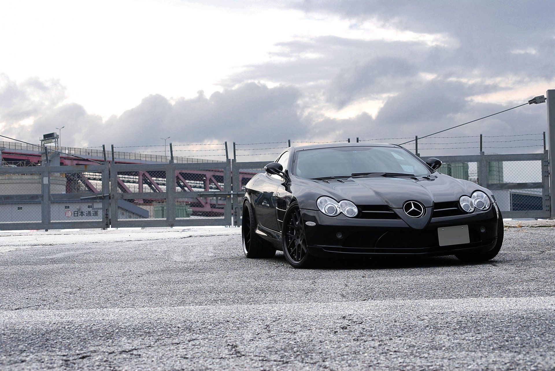 mercedes benz slr mclaren negro cielo nubes mercedes benz mclaren vista frontal nubes