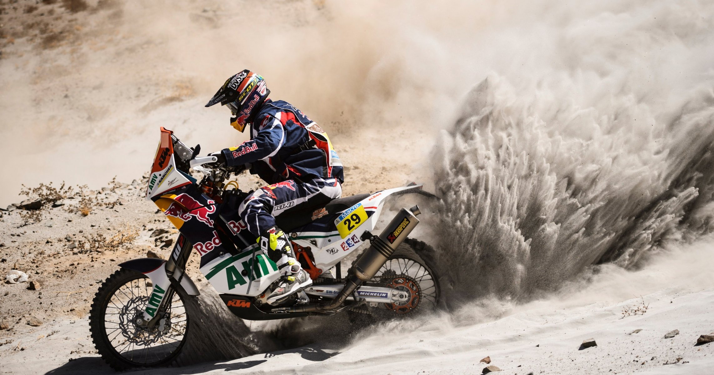 moto coureur deux roues dakar sable sport red bull