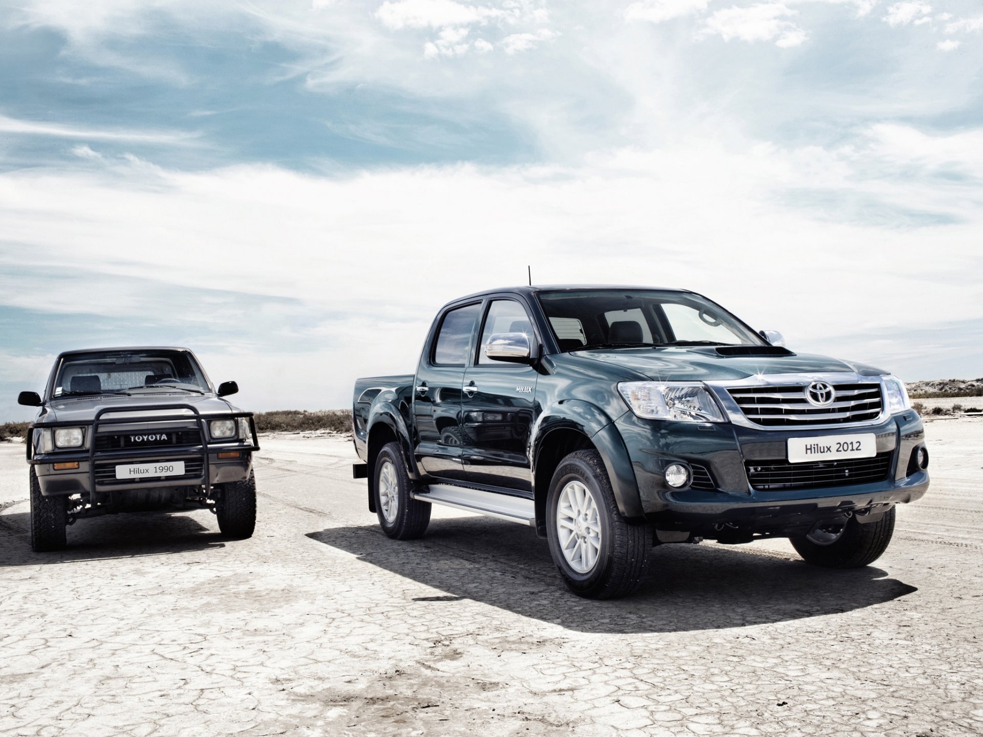 toyota hilux toyota hilux pickup stary i nowy