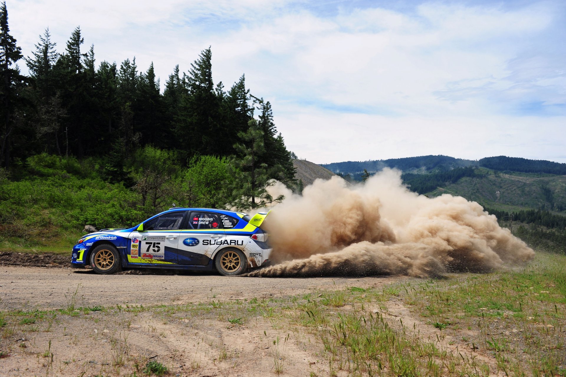 ubaru rajd kurz las wzgórza sport wyścig subaru auto samochód skid turn day