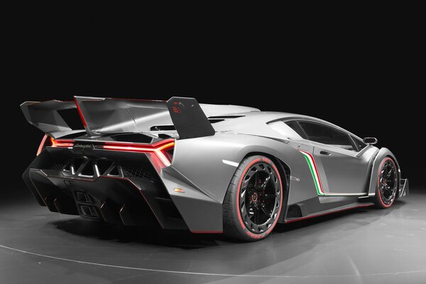 Ein Supersportwagen der exklusiven Jubiläumsausgabe von Lamborghini