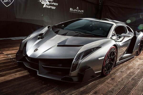 Lamborghini veneno 2013 exclusive supercar