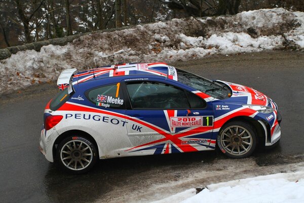 Unusual pasting of Peugeot in the colors of the British flag