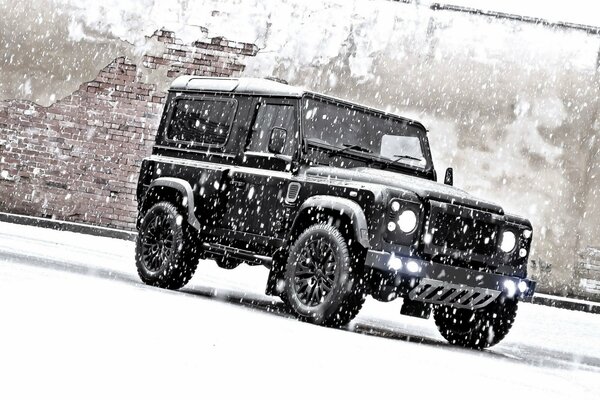 Black passable brutal British Land Rover