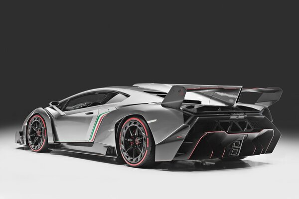 Exclusive Lamborghini veneno 2013