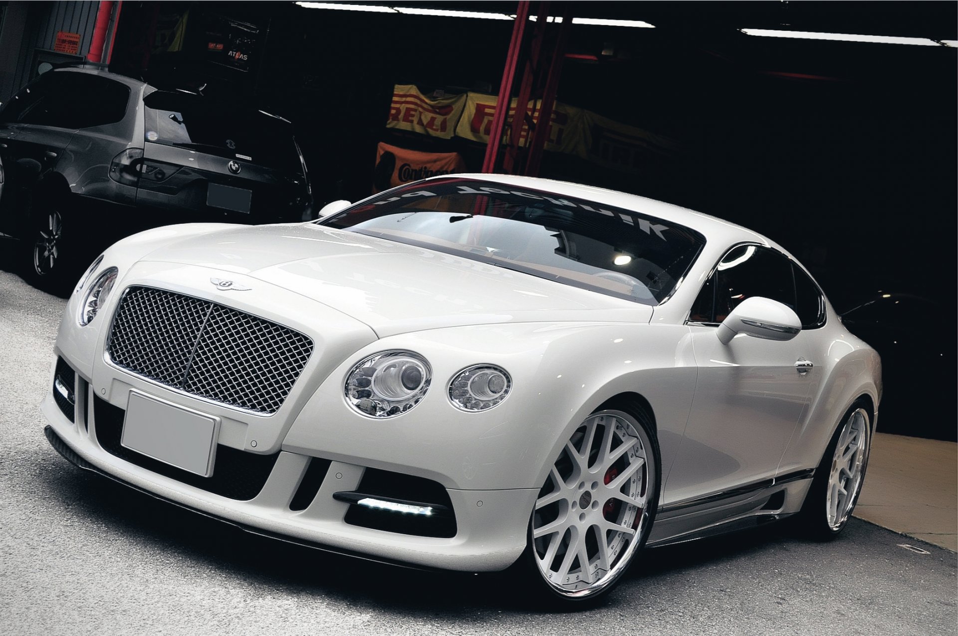 bentley car machinery tuning garage