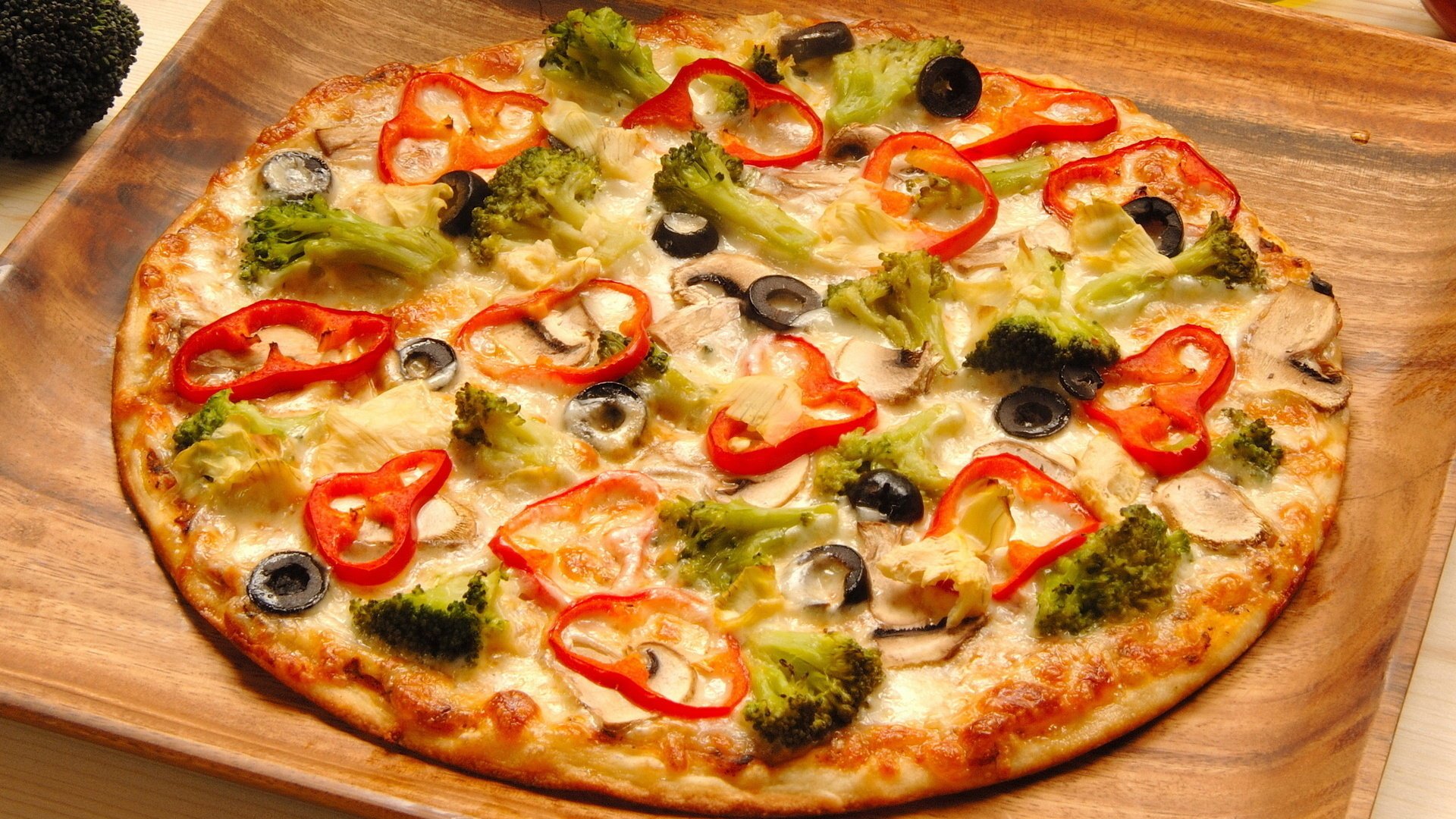 mangia verdure delizioso pizza abbondante cibo