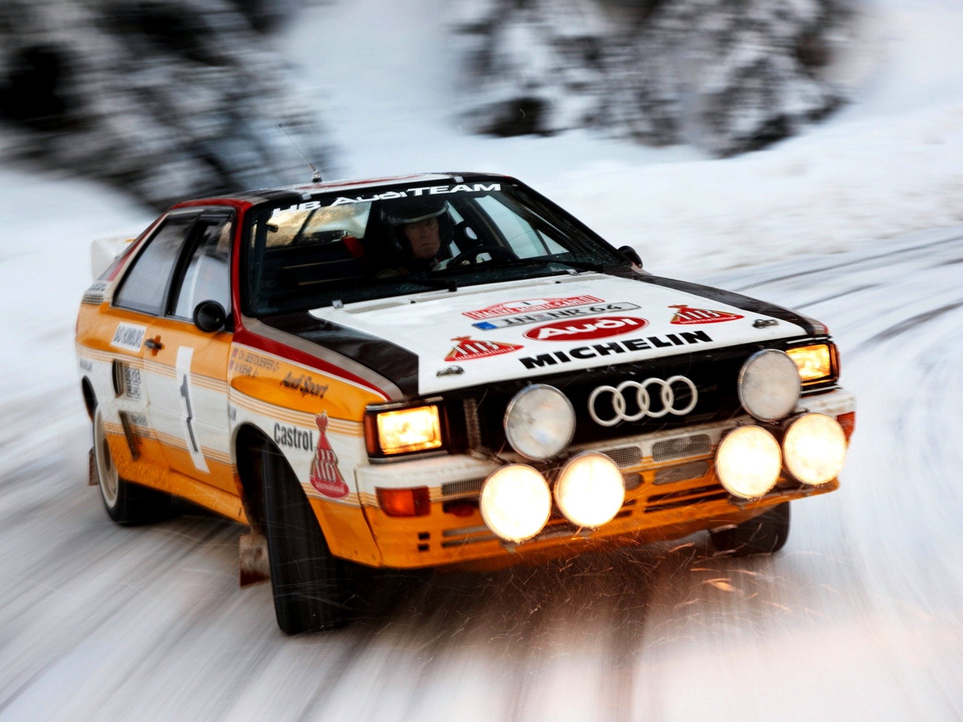 Первое ралли. Audi 80 quattro ралли. Audi Sport quattro s1 Rally. Audi quattro Sport s1. Audi 80 quattro Group b.
