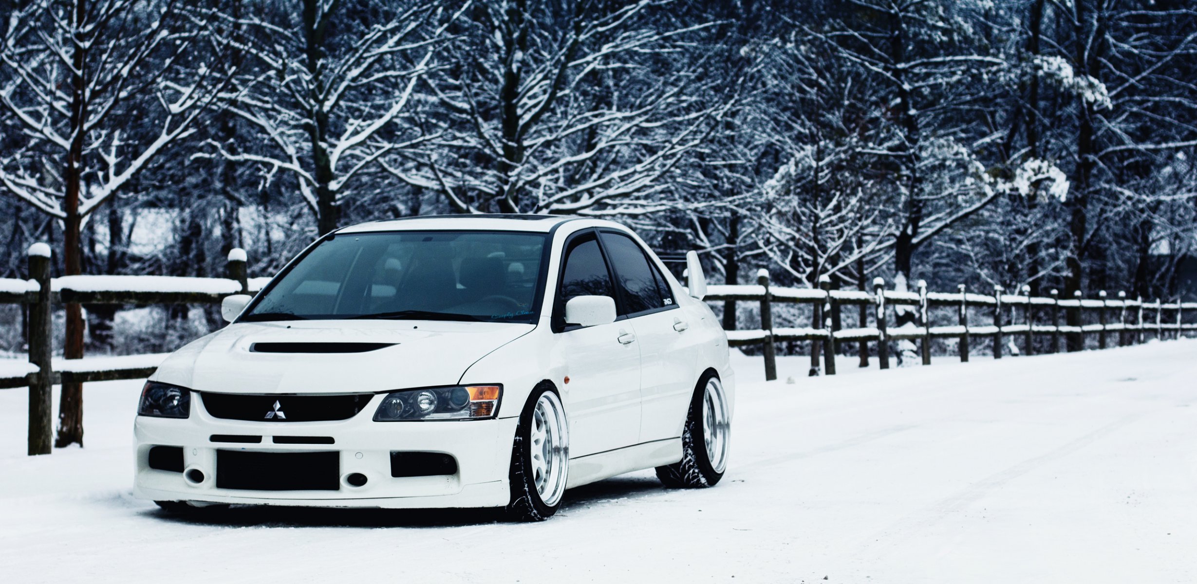 mitsubishi profession evo mitsubishi lancer blanc hiver