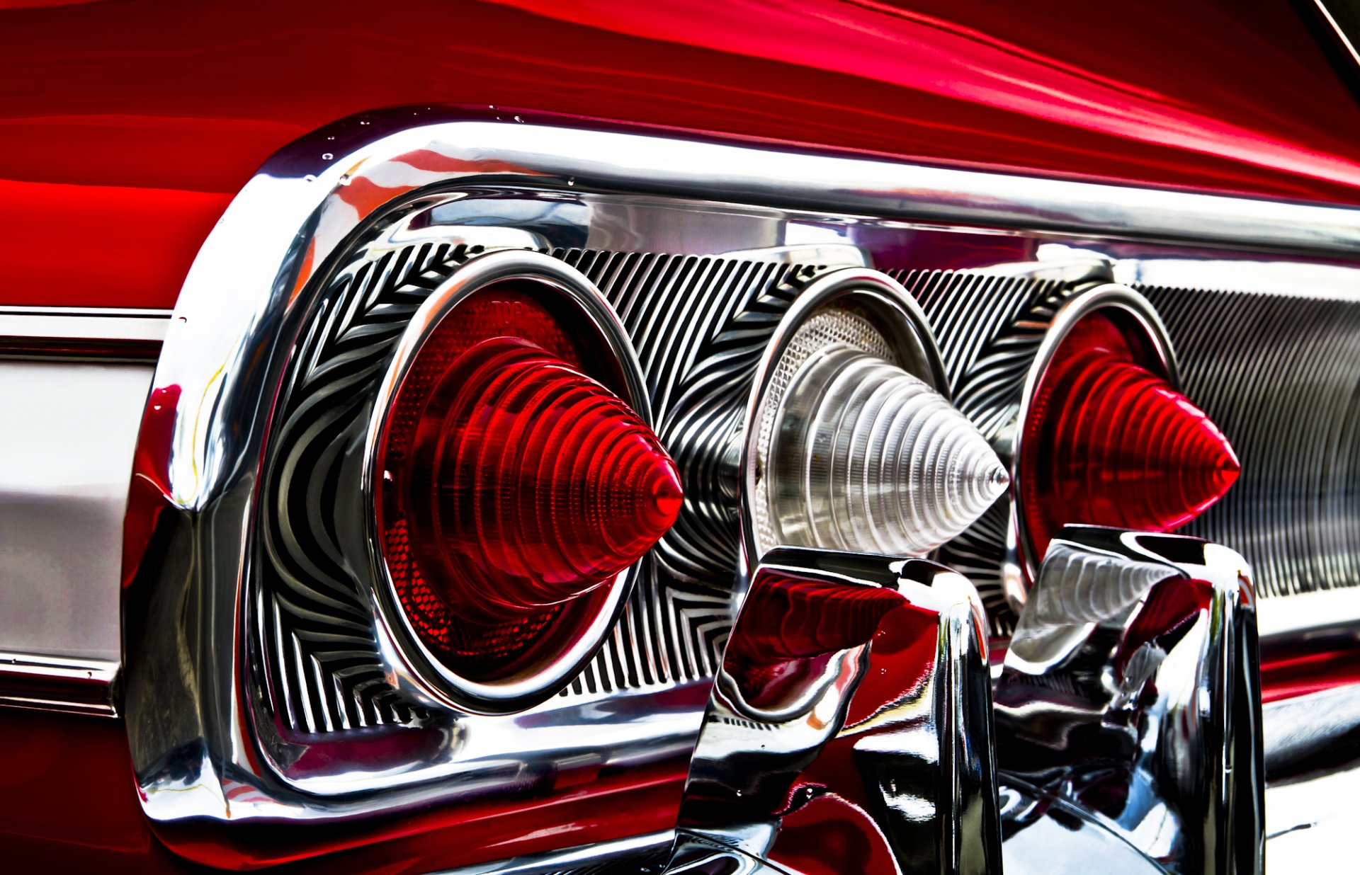 chevrolet impala rojo trasero chevrolet rojo faros luces traseras piezas cromadas reflexión