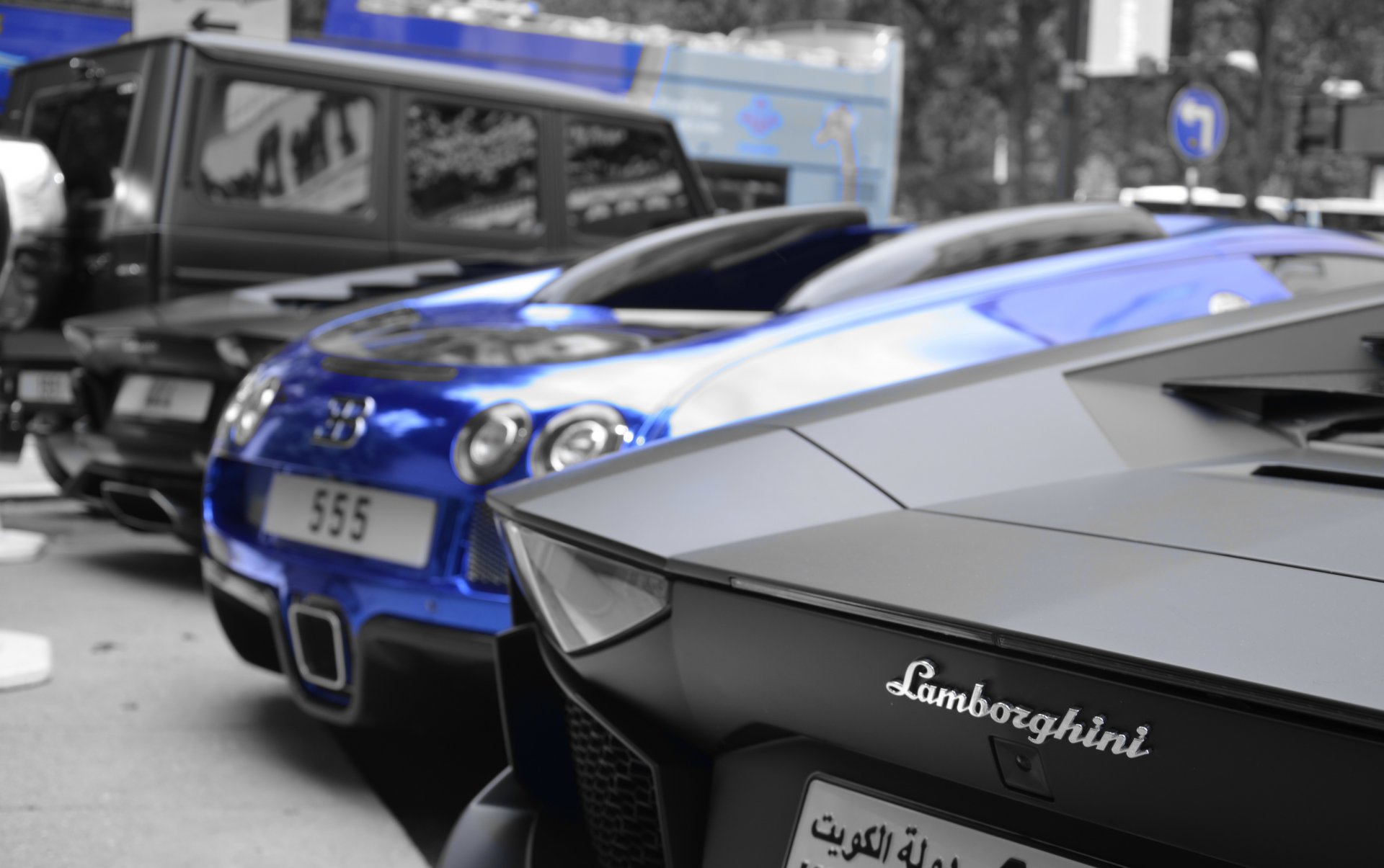 combo combination lamborghini aventador lp-700 matte black bugatti veyron mercedes g55 amg mercedes jeep aventador lamborghini mat bugatti veyron blue chrome supercar hypercar rear parking