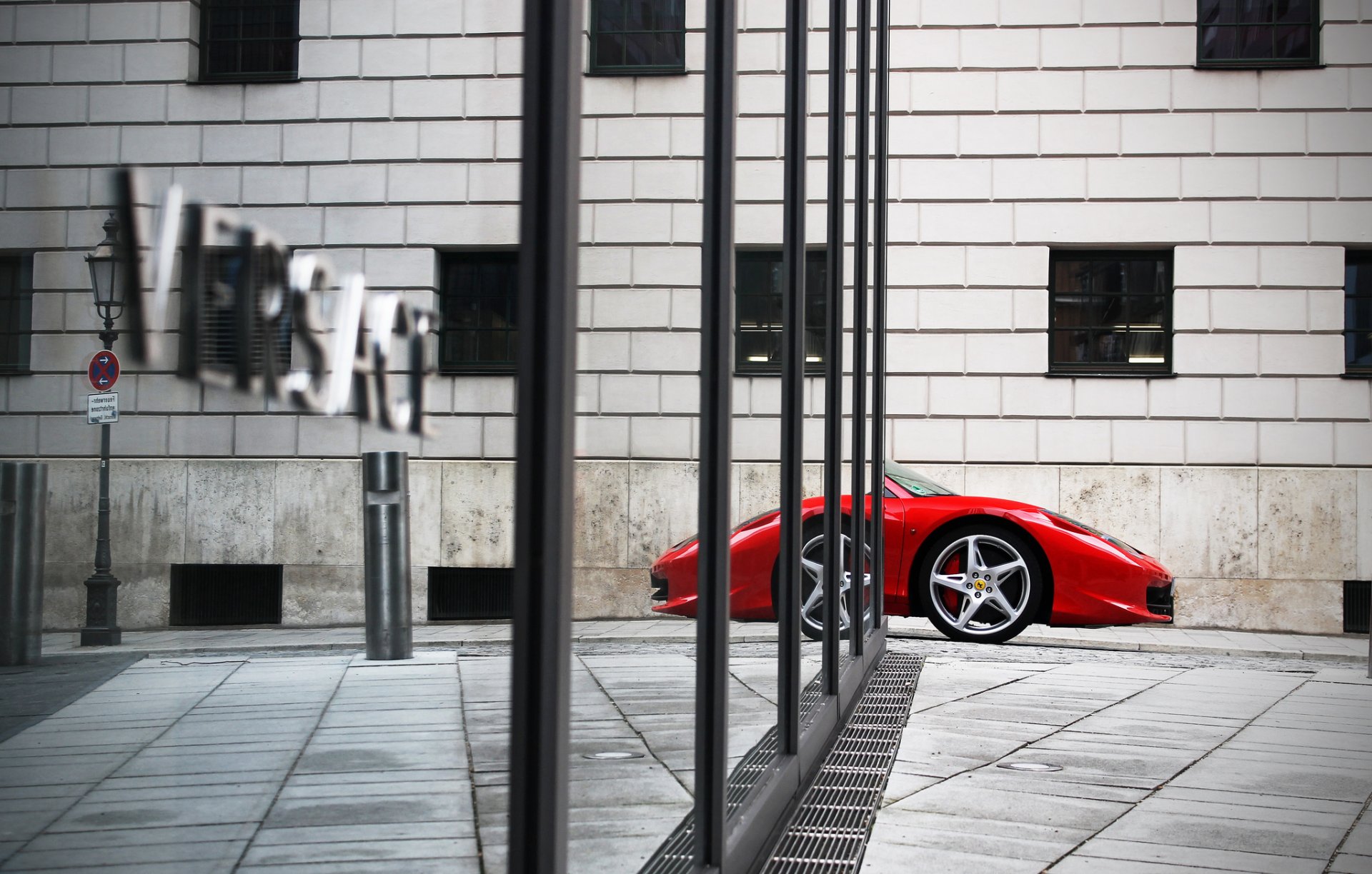 ferrari 458 italia ferrari red bow town house reflection