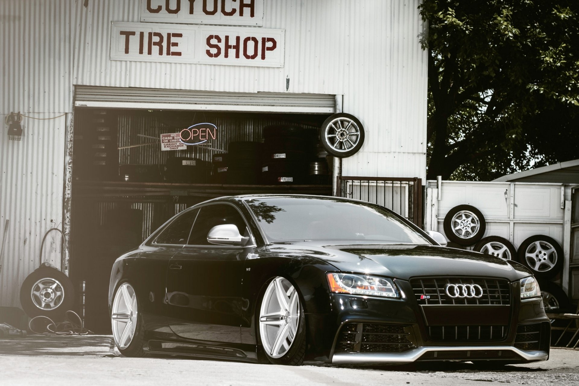 audi s5 auto voitures tuning atterrissage pneus service clôture