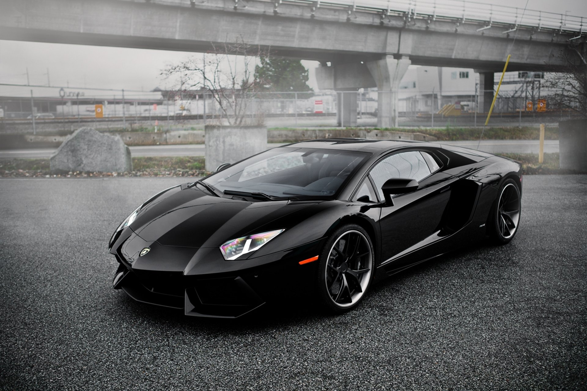 lambo aventador negro estacionamiento pur 4our profundidad