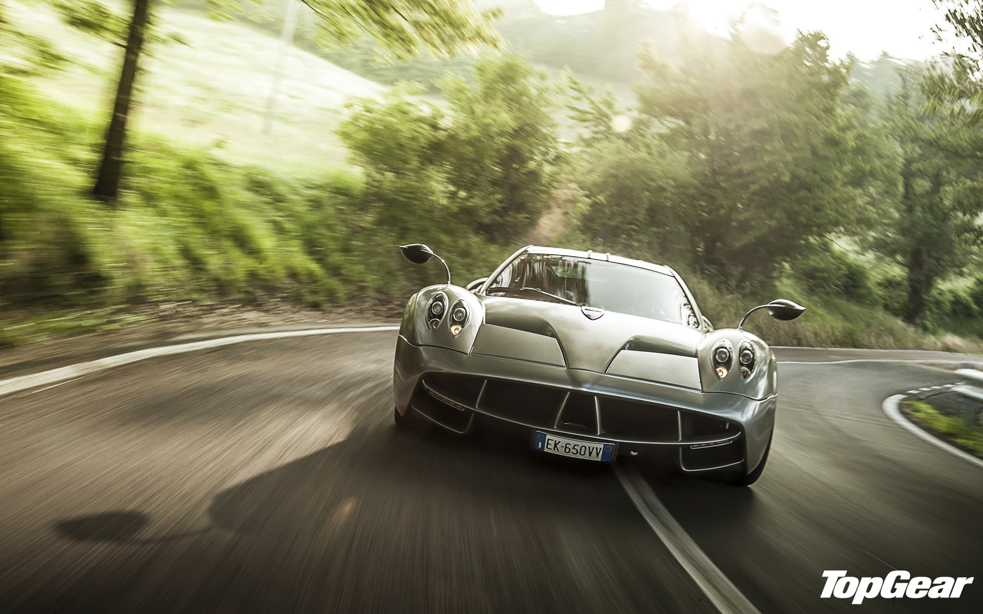 top gear top gear top gear beste sendung beste fernsehsendung pagani huayra pagani weira supersportwagen front straße bäume