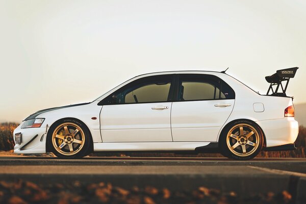 White Mitsubishi Evo Lancer Car