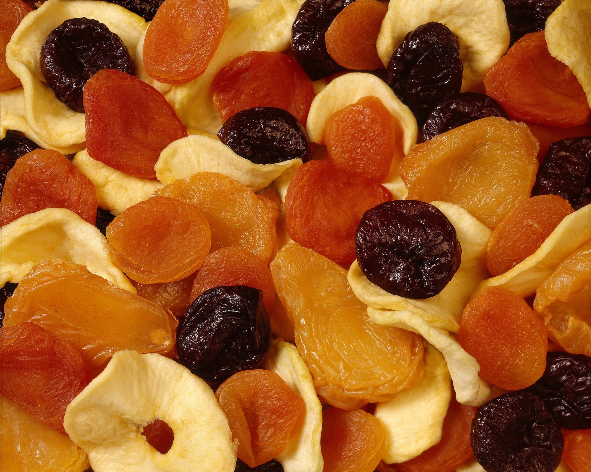 background apricots raisins dried fruit