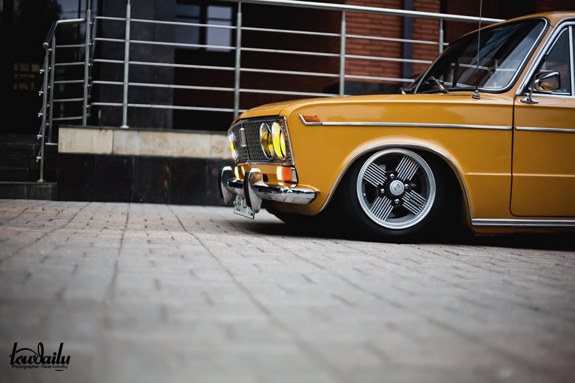 low classic vasen lada lada