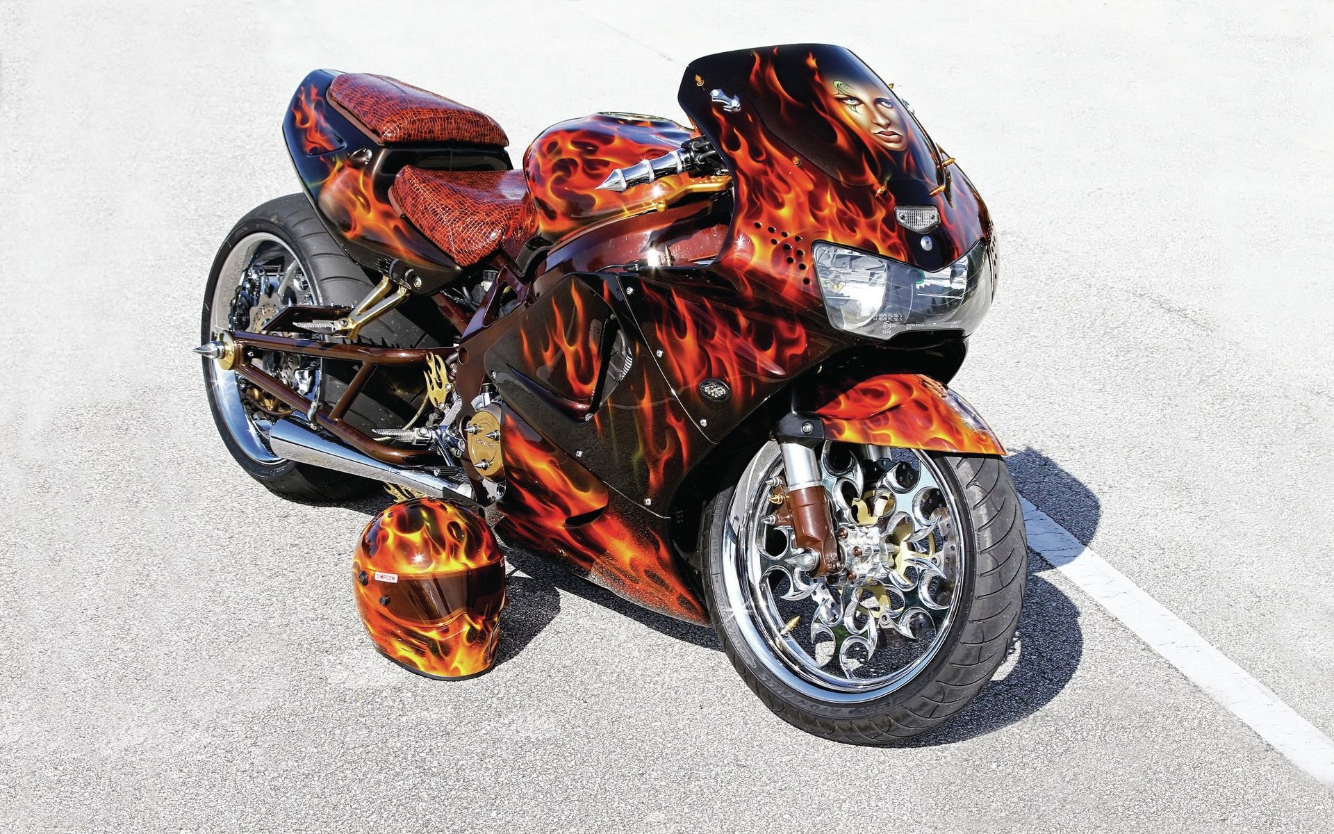 straße sportbike helm airbrush flamme feuer zungen felgen tuning