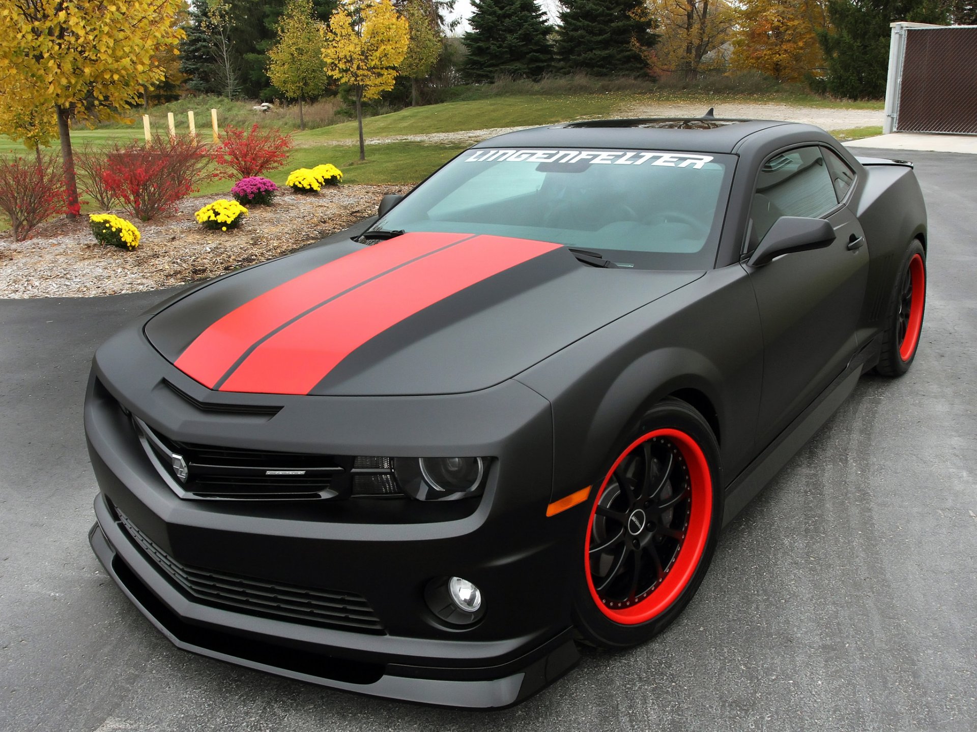 chevrolet camaro ss tuning drzewa krzewy kwiaty