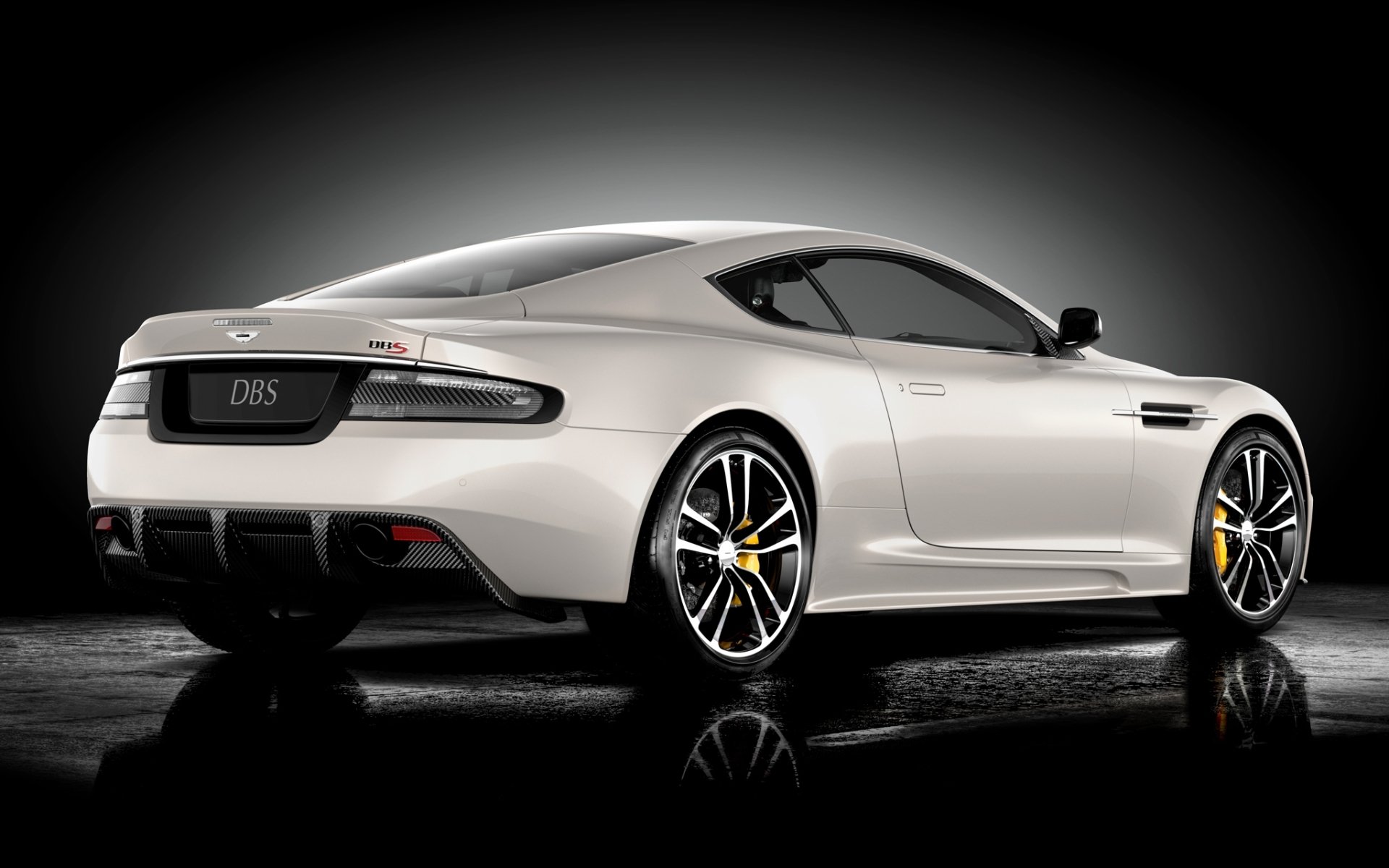 aston martin dbs finale aston martin dbs supercar vista posteriore bianco spec.versione riflessione crepuscolo