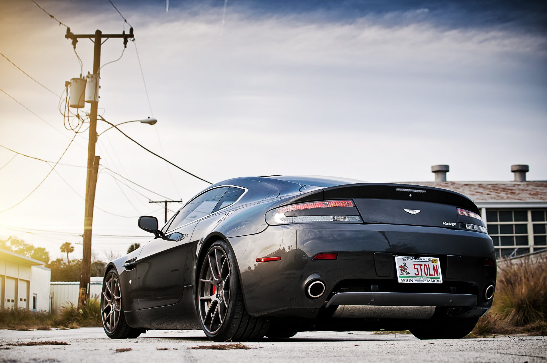 aston martin dbs volante edición de carbono aston martin dbs