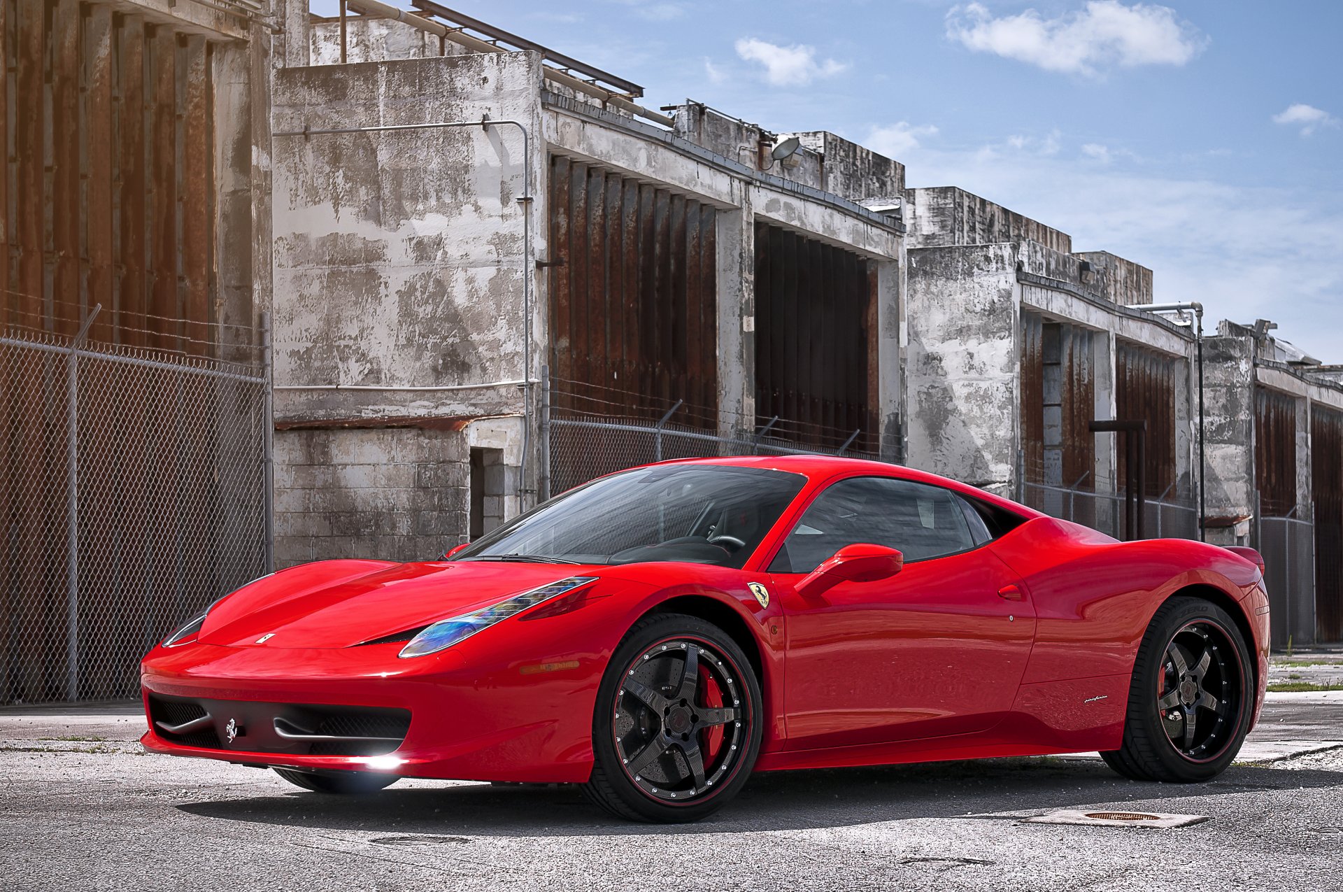 ferrari 458 italia красные феррари италия красный чёрные диски