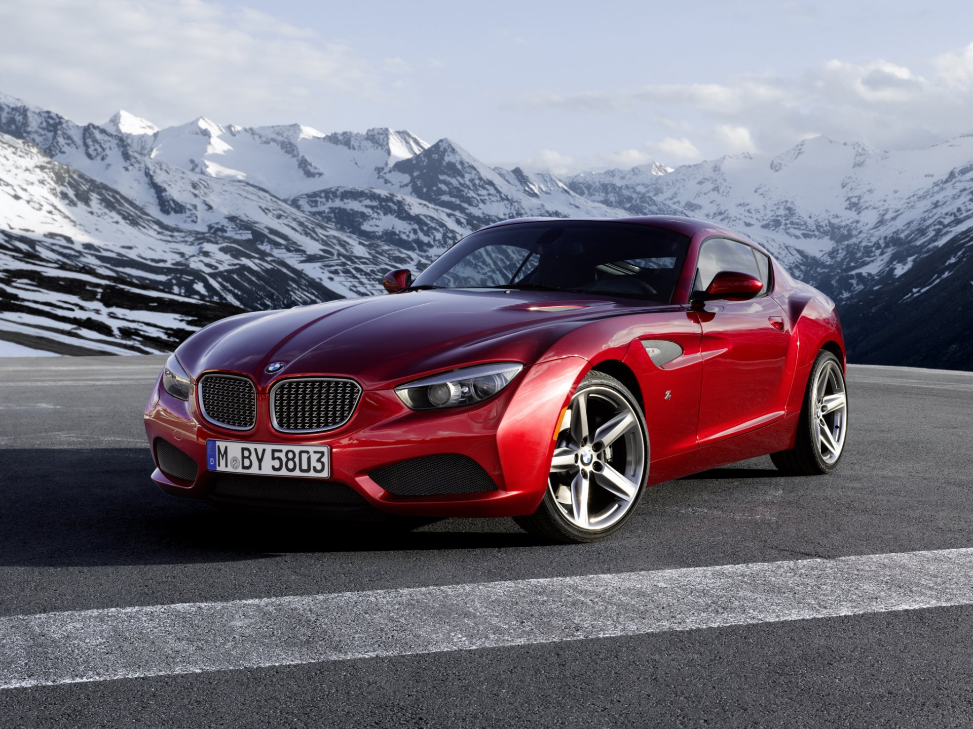 bmw z4 zagato coupé bmw zagato rouge avant montagne.nuages ciel