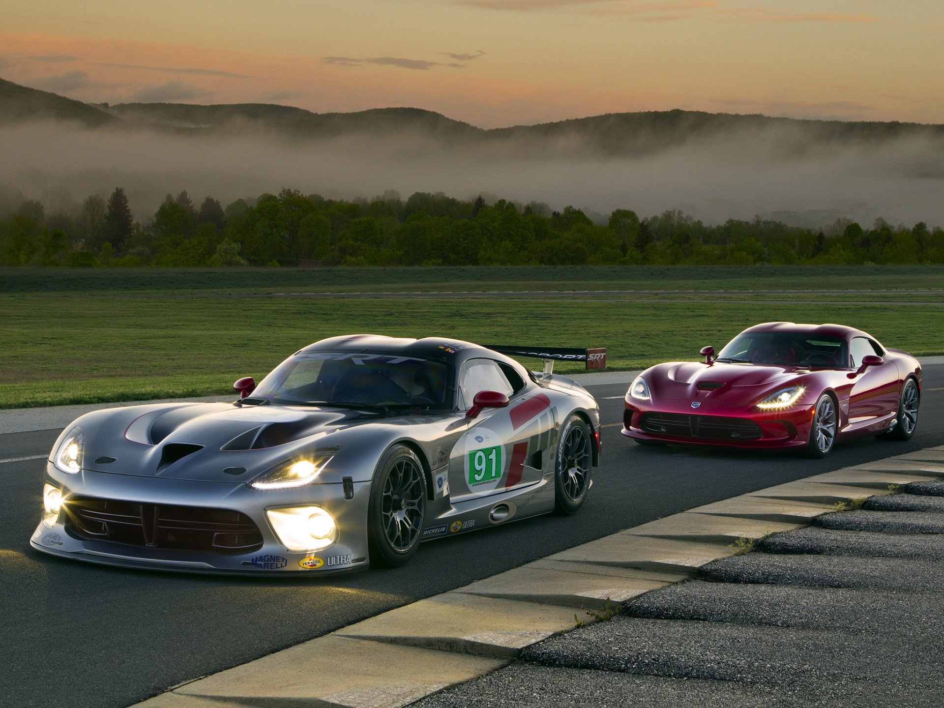 sto dodge viper gts gts-r chrysler group stryker street & racing technology drivesrt american le mans series american supersamochód tor wyścigowy