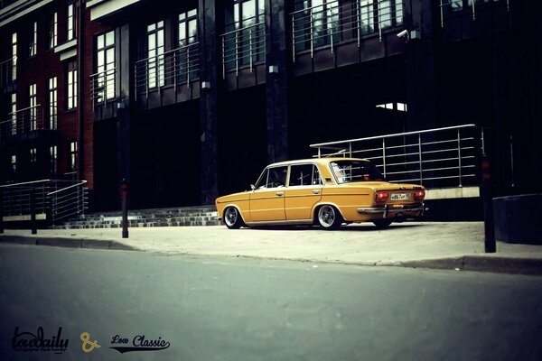 Basso classico VAZ Zhiguli Lada