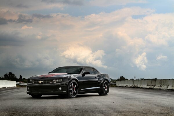 Chevrolet camaro in pista