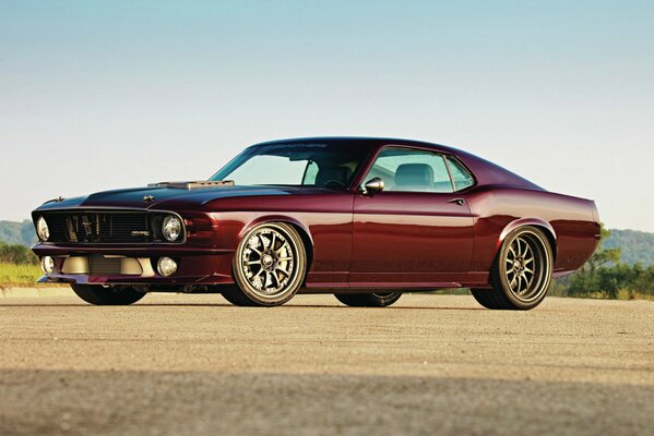 Voiture rétro Ford Mustang