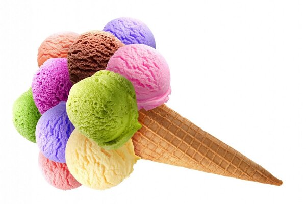 Bolas de helado multicolores en cono de Waffle