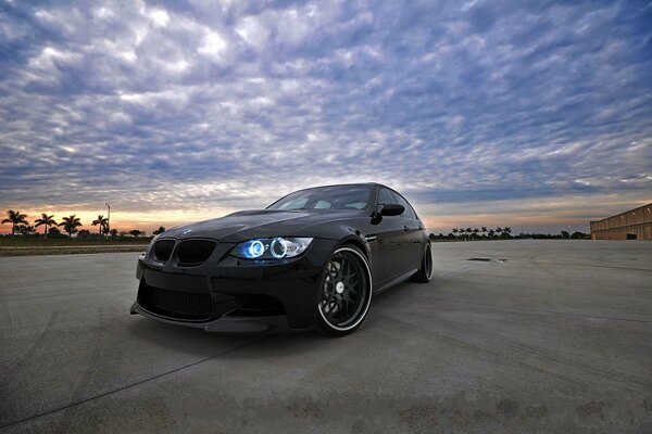 Bmw m3 e90 in schwarz Vorderansicht