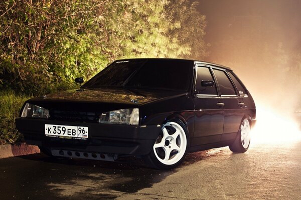 Lada noir tuning fond d écran