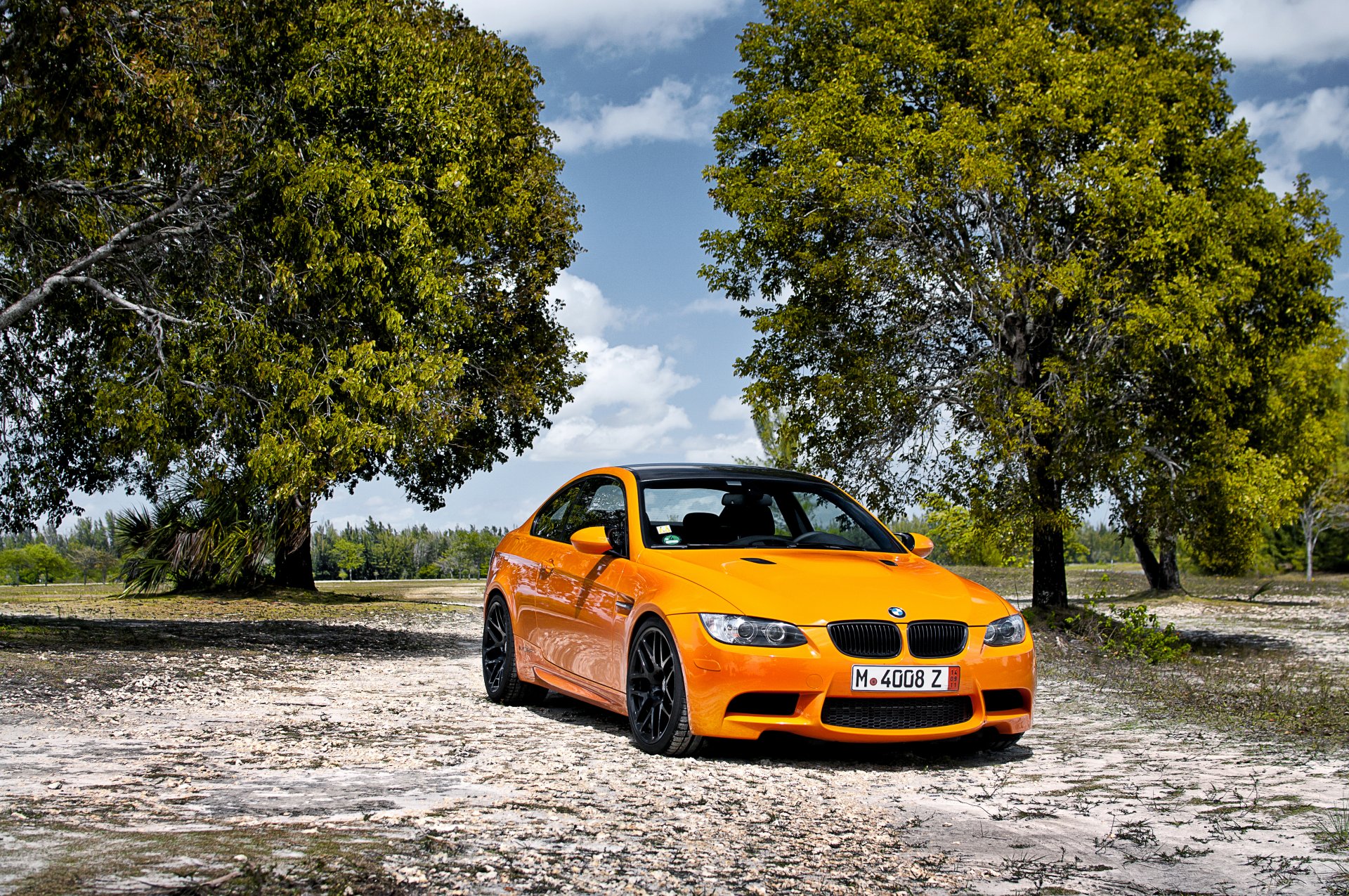 bmw m3 e92 naranja bmw árboles cielo nubes