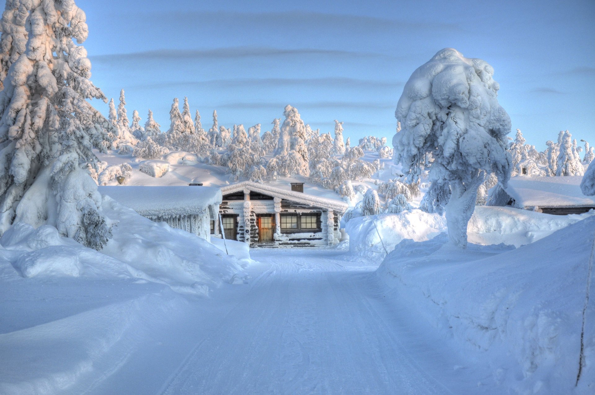 natura finlandia droga domek niebo zima