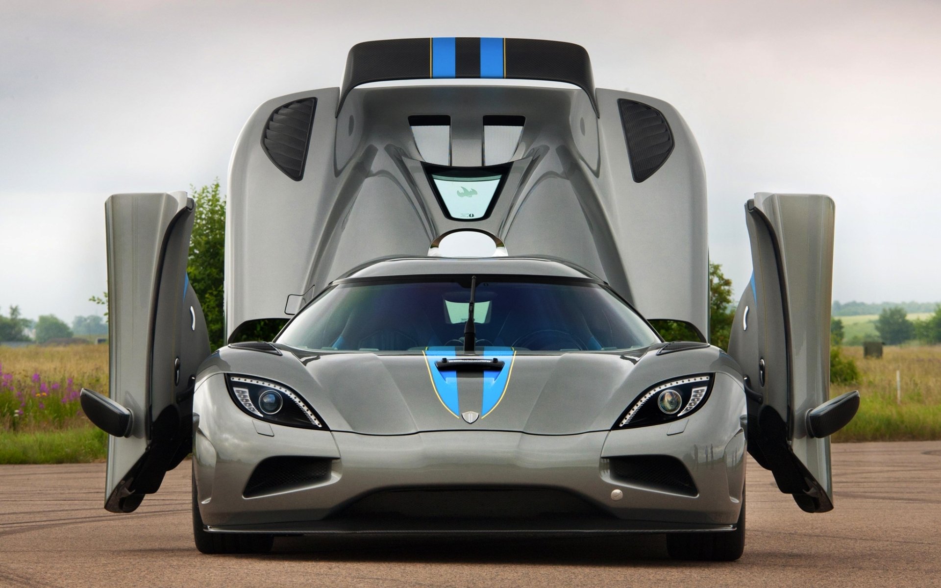 koenigsegg agera agera supercar hypercar anteriore grigio porte .cappuccio cielo